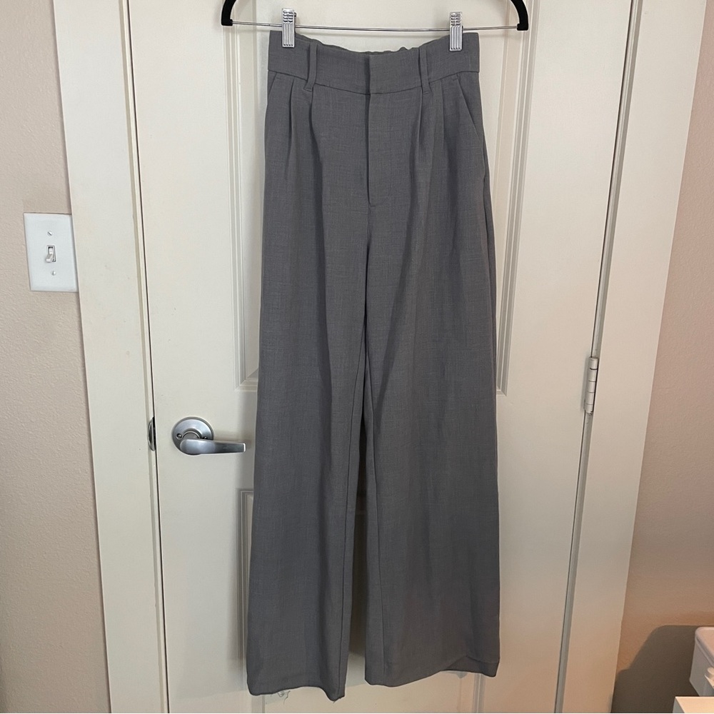 Abercrombie Tailored Wide Leg Pants in Gray, XS Short